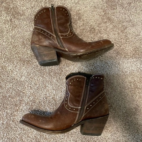 Liberty Black, Brown Distressed Studded Ankle Booties. Only worn 1-2 times ! 7.5 - Picture 4 of 7
